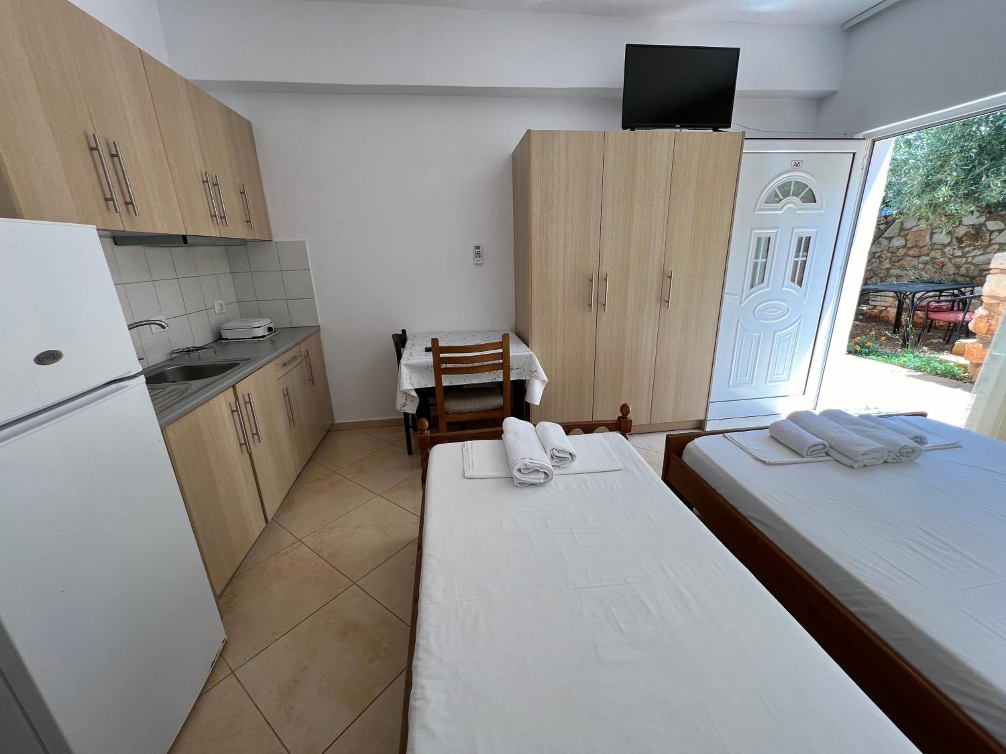 Vila Albi Ksamil Exteriör bild